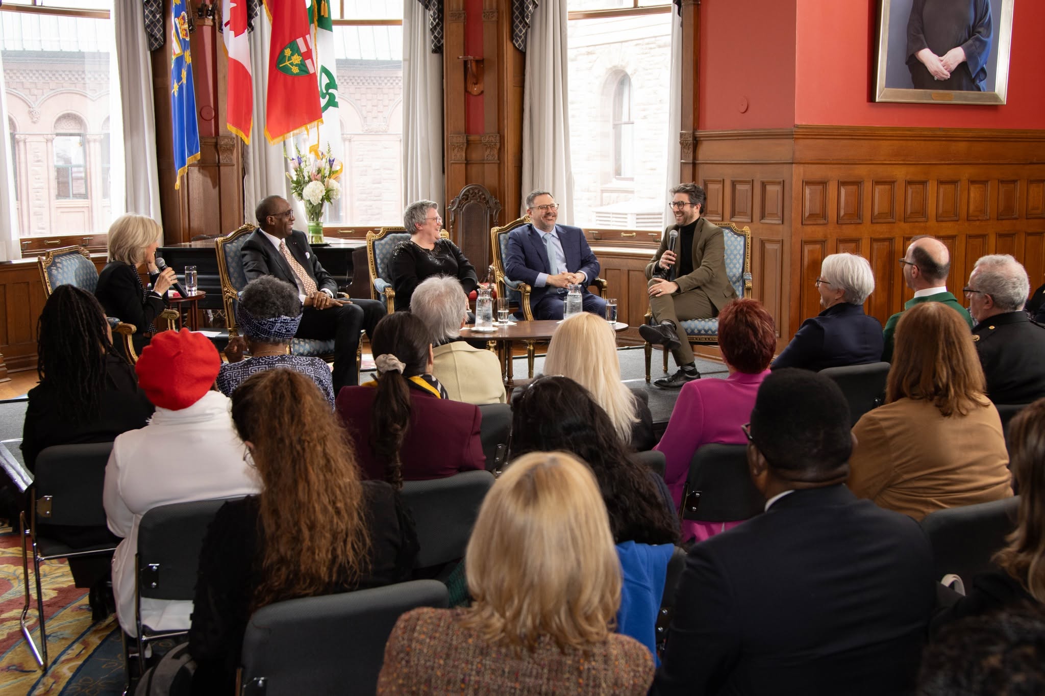 Des ponts à travers la Francophonie : une table ronde sur la diplomatie culturelle dans les appartements de la lieutenante-gouverneure