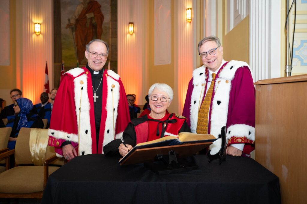 Saint-Paul University Honorary Doctorate